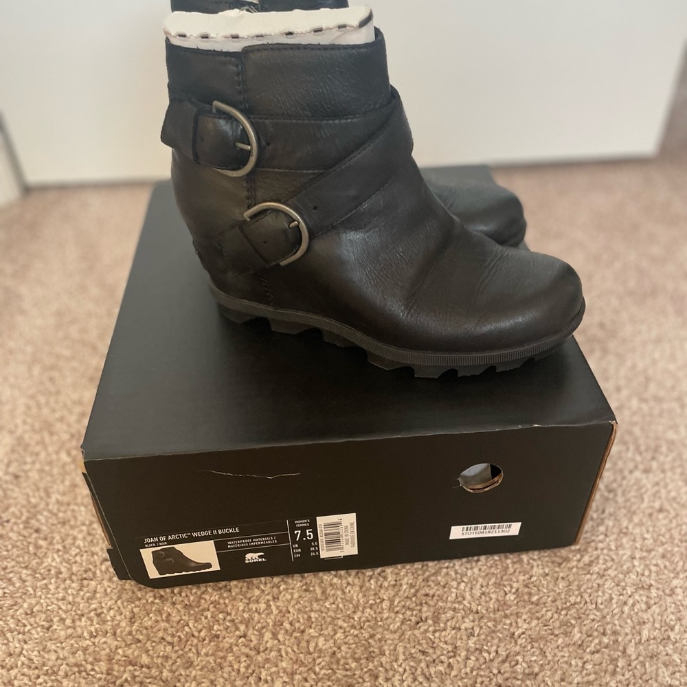 Sorel Joan of Artic Wedge II Buckle Boots
